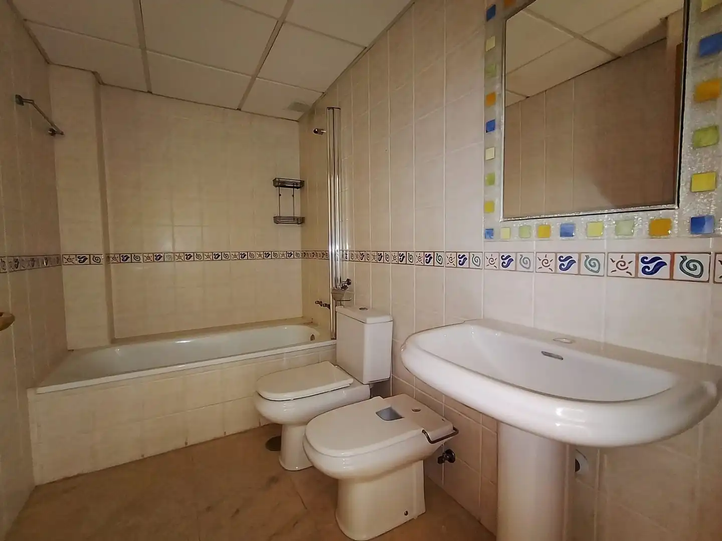 Baño de Casa o chalet en venta en Córdoba con Aire acondicionado y Jardín privado