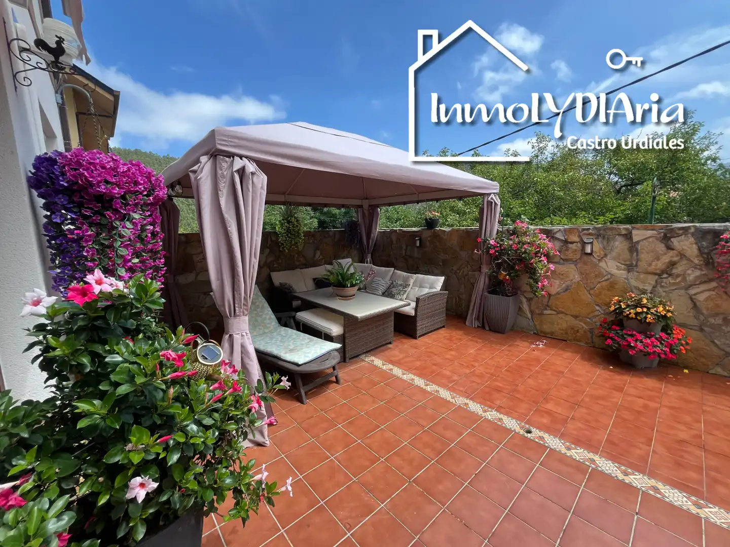 Terrassa de Casa o xalet en venda en Castro-Urdiales amb Aire condicionat, Calefacció i Jardí privat