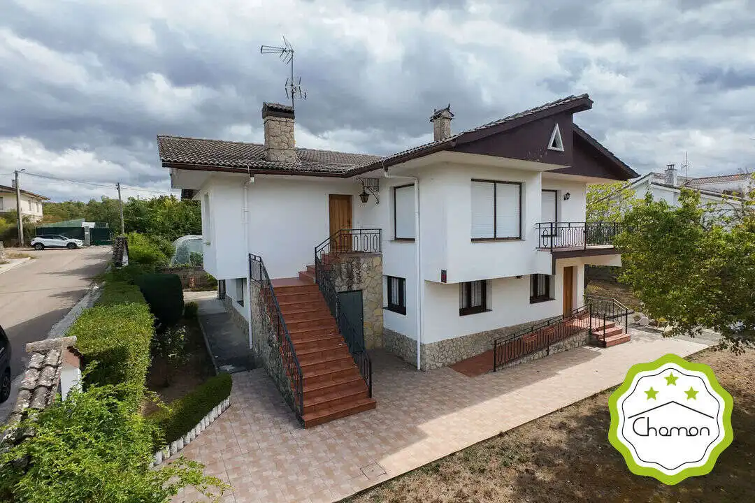 Villa in vendita a Valle de Losa