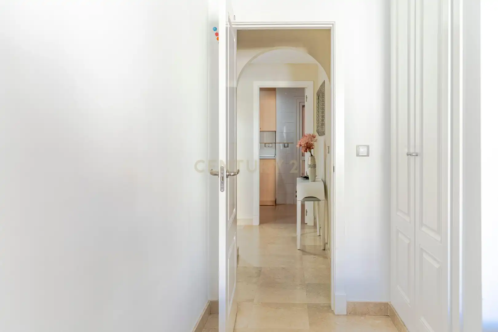 Wohnung zum Verkauf in Manilva mit Privatgarten, Abstellraum und Gemeinschaftspool