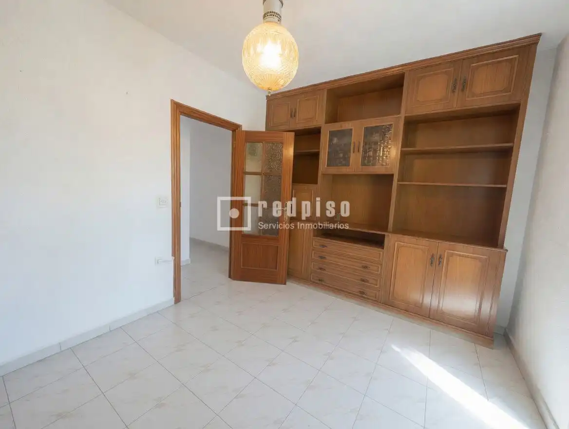Habitación de Piso en venta en Alcorcón con Aire acondicionado, Calefacción y Terraza