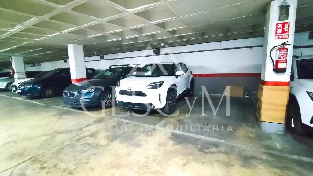 Einzelparkplatz zum Verkauf in Carrer del Mestre Joan Corrales