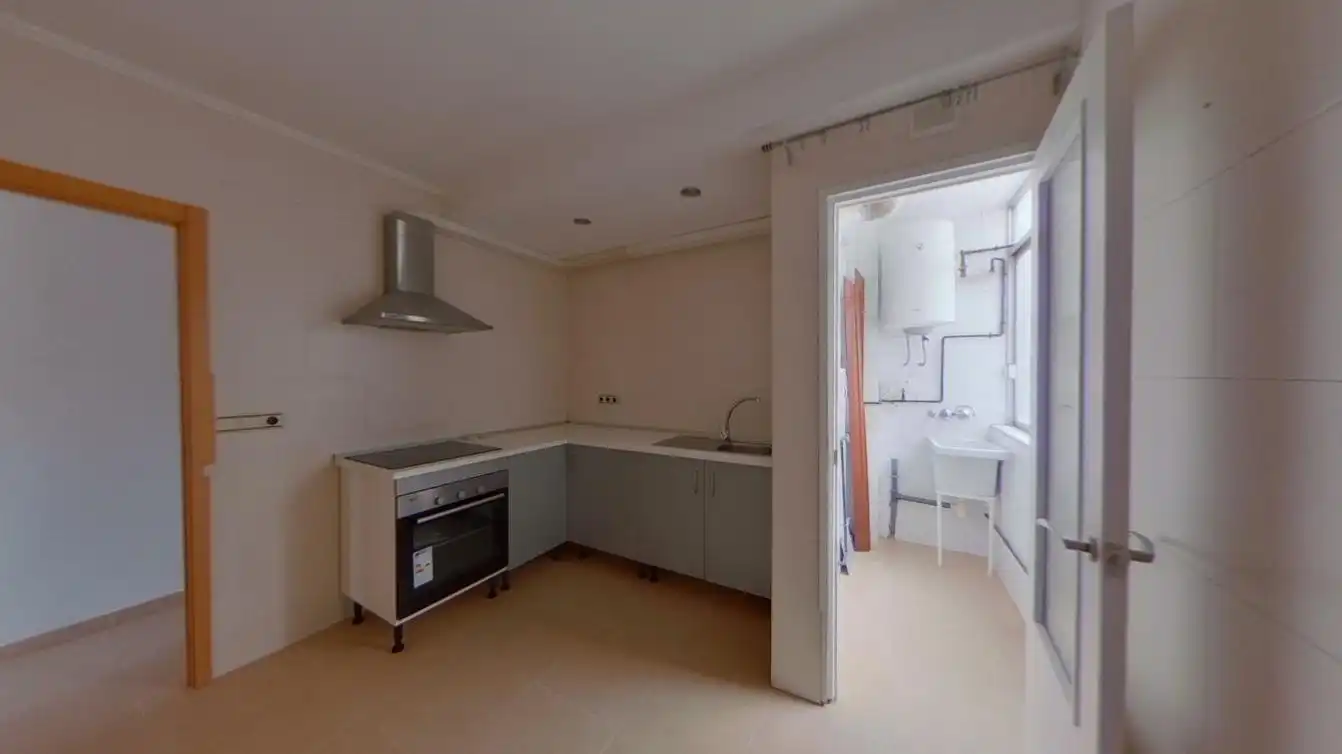 Cocina de Piso en venta en Murcia con Aire acondicionado