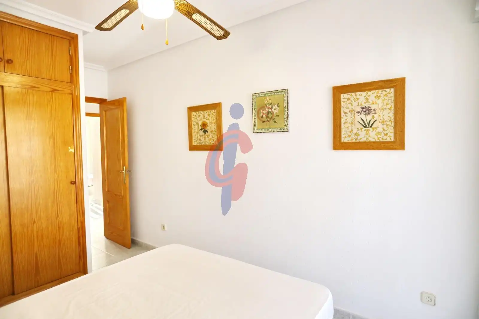 Bedroom of Apartments for sale in Guardamar del Segura  with Air Conditioner, Terrace and Furnished