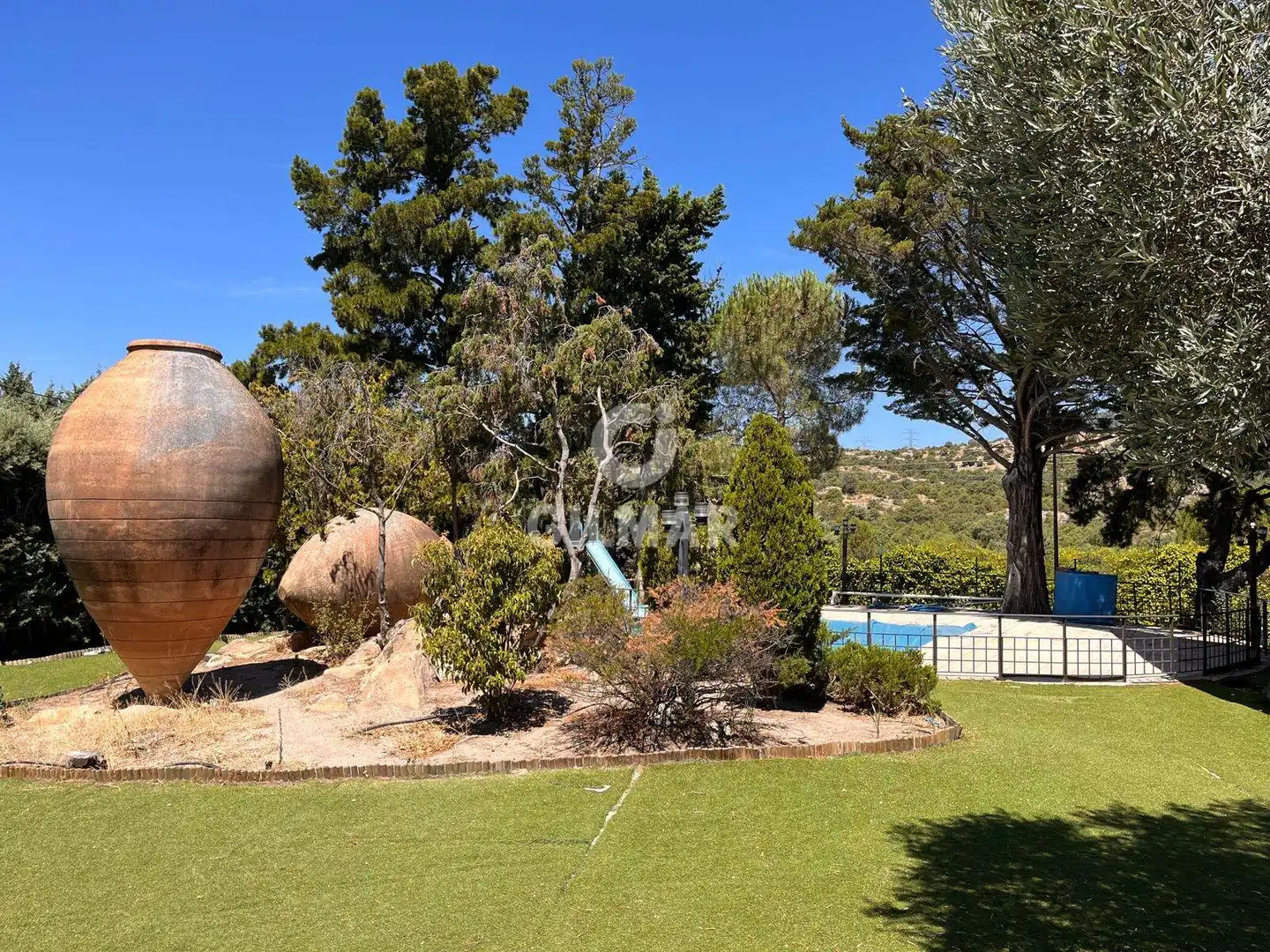 Jardí de Casa o xalet en venda en Hoyo de Manzanares amb Calefacció, Jardí privat i Piscina