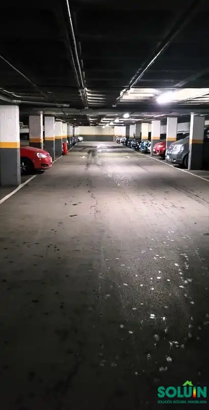Aparcament de Garatge en venda en Madrid
