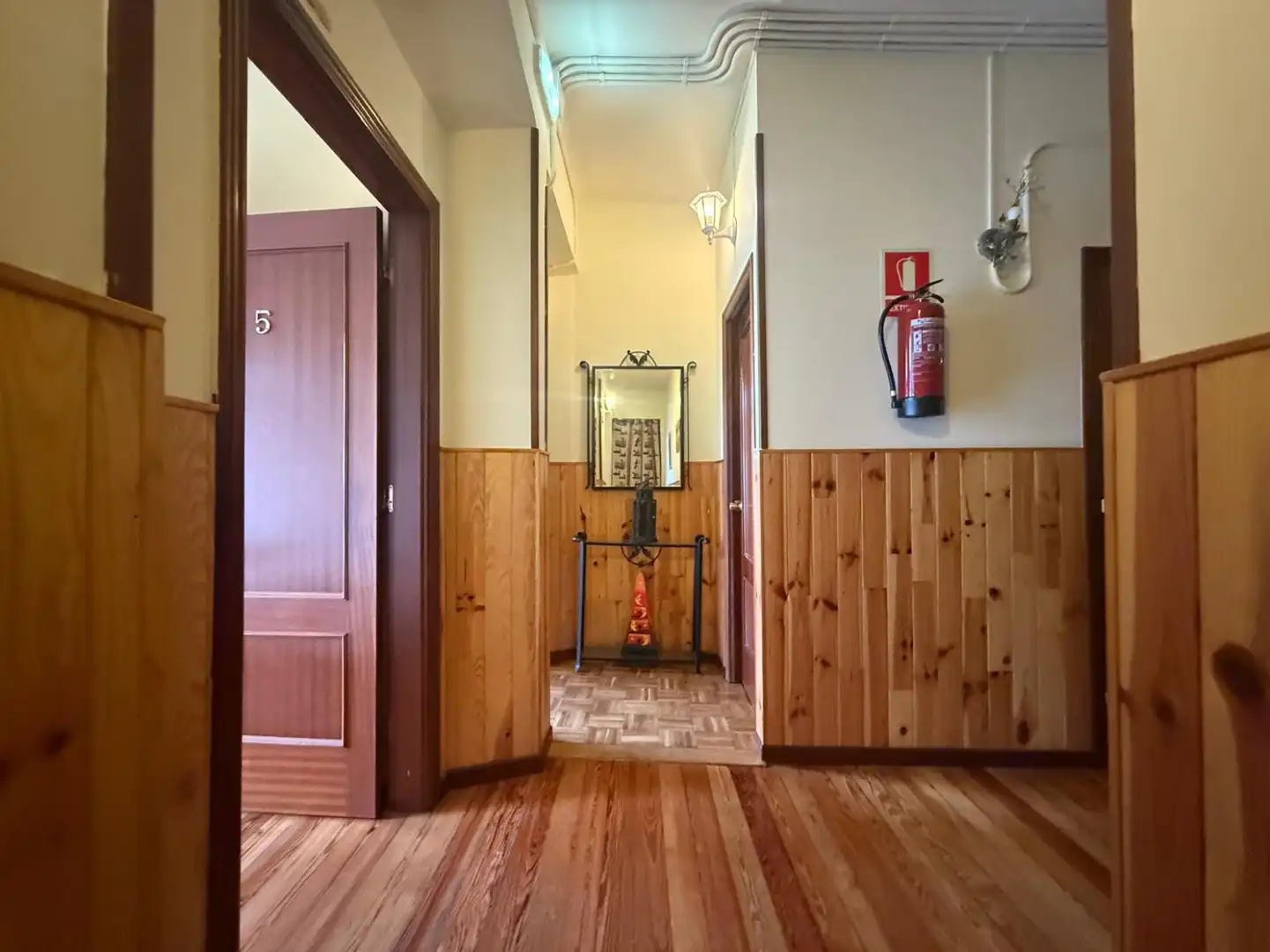 Hotel for sale in Avilés - Calle La Fruta, imagen 19