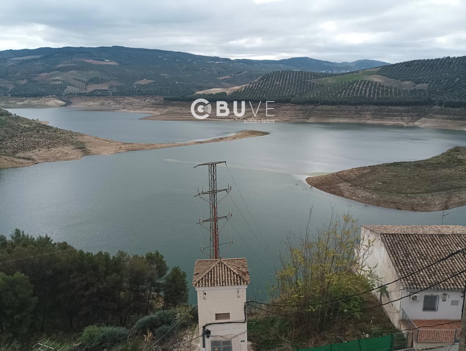 Casa o xalet en venda en Iznájar amb Aire condicionat, Calefacció i Terrassa