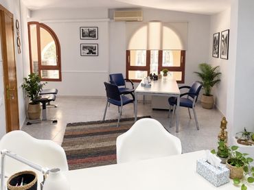 Oficina amb ascensor en venda a Fontajau - Sant Ponç