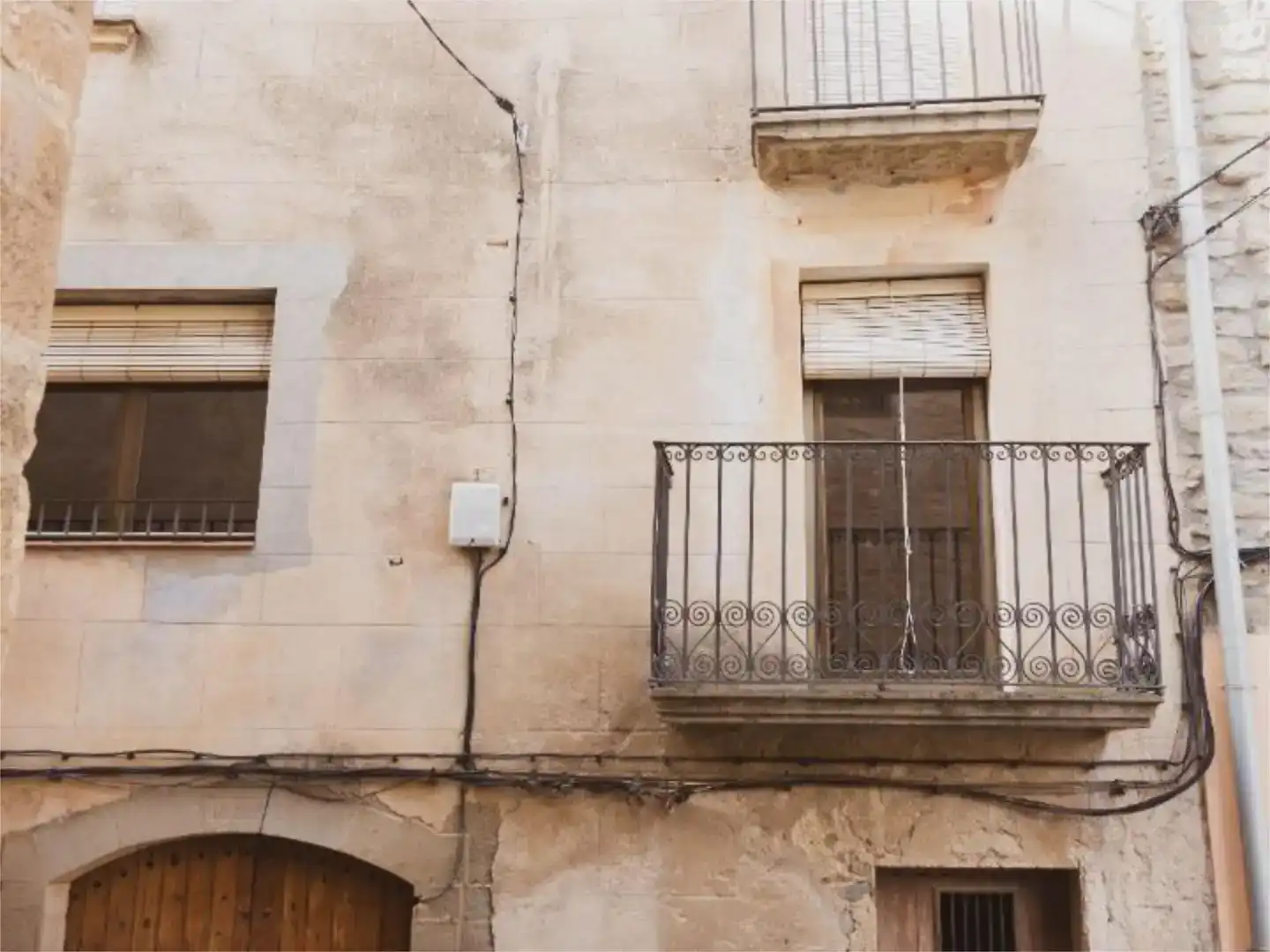 Vista exterior de Casa adosada en venda en Els Plans de Sió