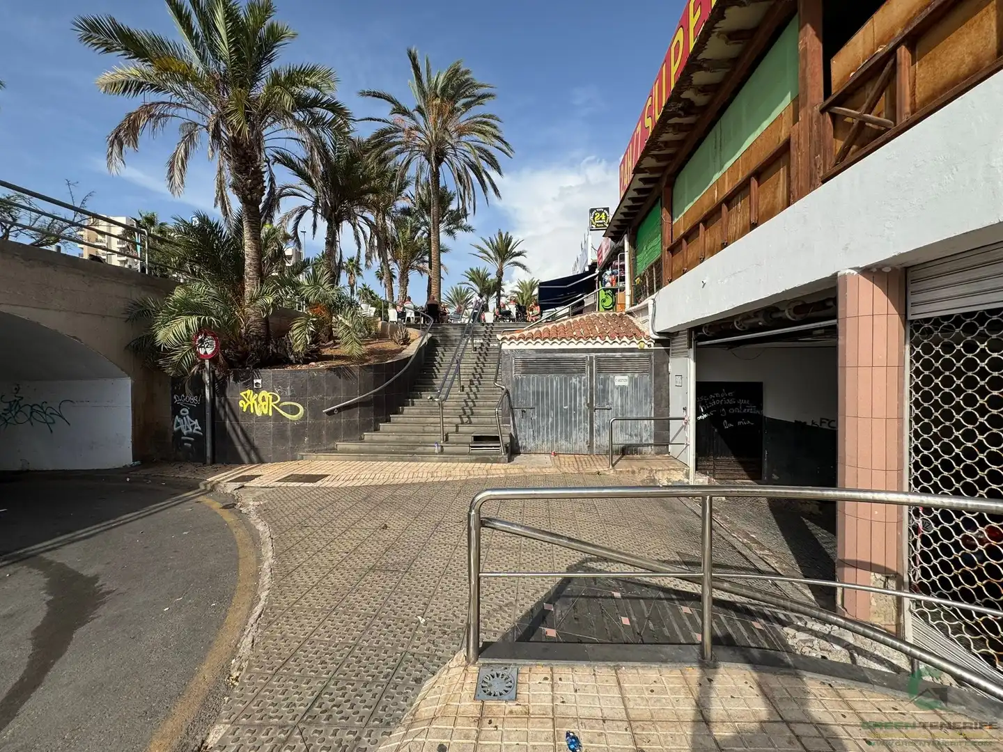 Local de lloguer a Av. Santiago Puig, Playa de las Américas