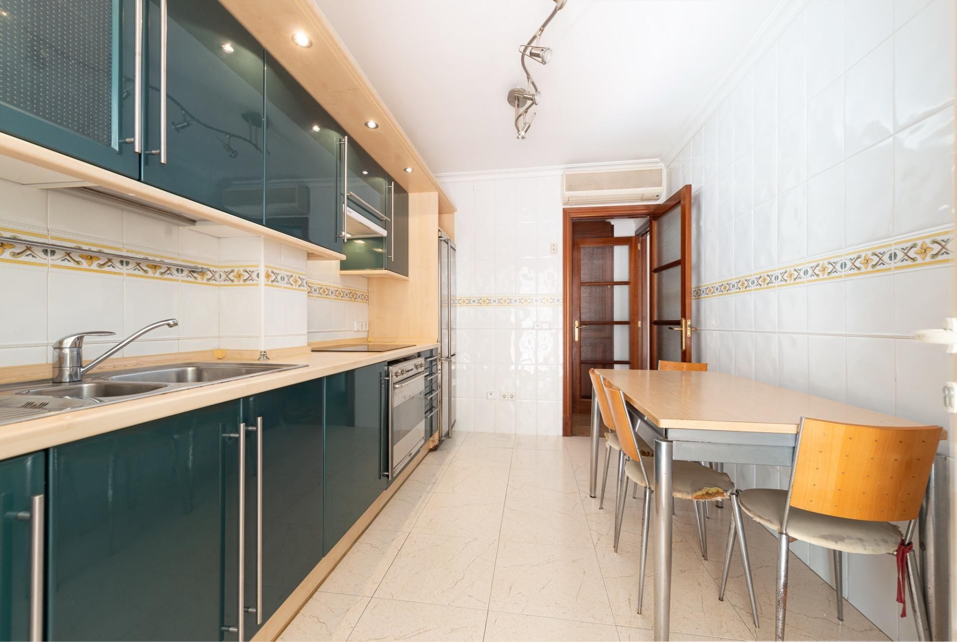 Cuina de Apartament en venda en Alcúdia amb Aire condicionat, Calefacció i Terrassa