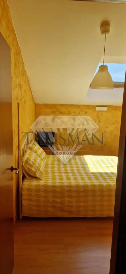 Habitación de Ático de alquiler en Mugardos con Trastero, Piscina y Amueblado