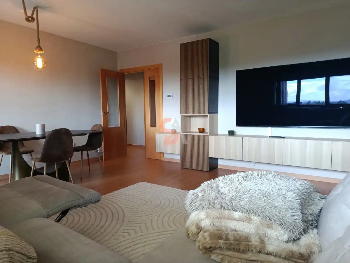 Sala d'estar de Pis en venda en Arroyo de la Encomienda amb Calefacció, Terrassa i Traster