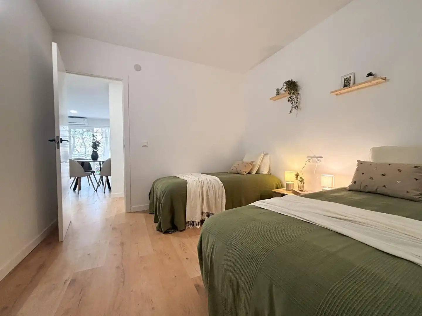 Schlafzimmer von Wohnung zum Verkauf in Salou mit Klimaanlage, Heizung und Gemeinschaftspool