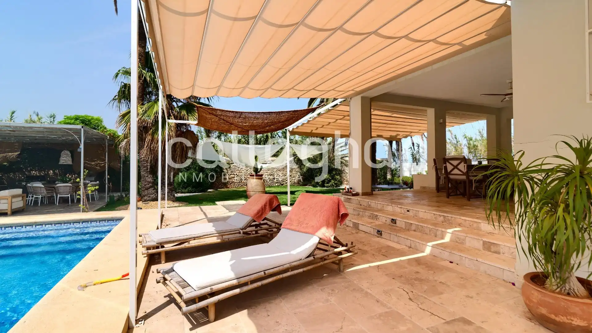 Terrassa de Casa o xalet de lloguer en Dénia amb Aire condicionat, Calefacció i Jardí privat