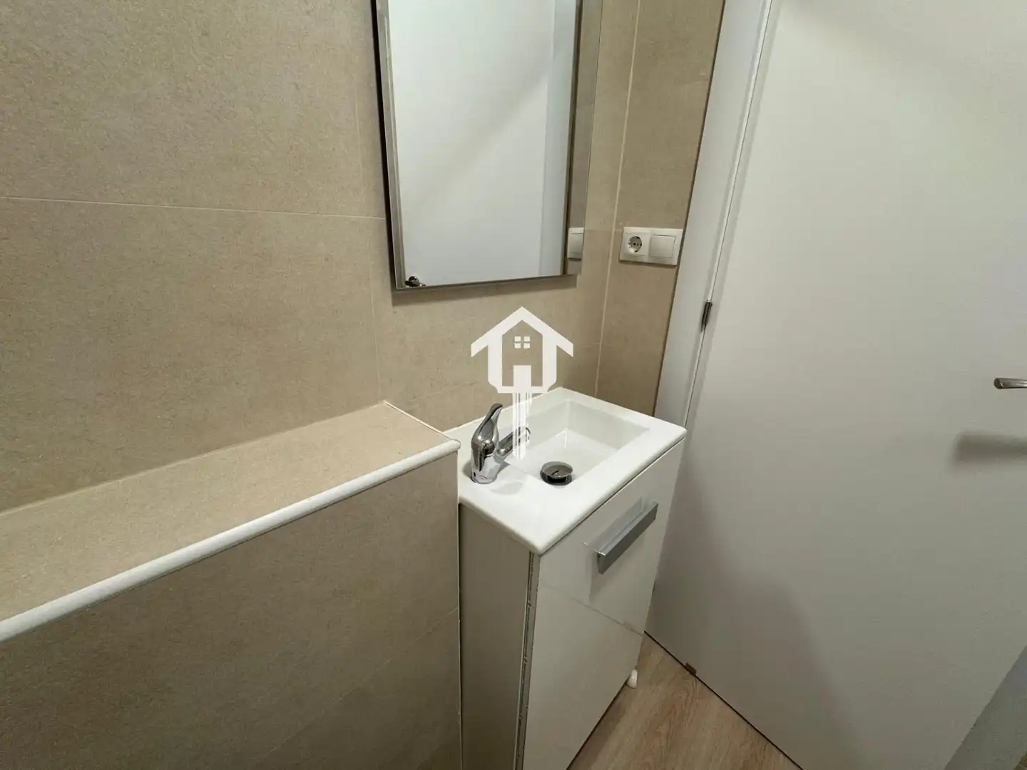 Bathroom of Flat for rent in Alicante / Alacant  with Furnished