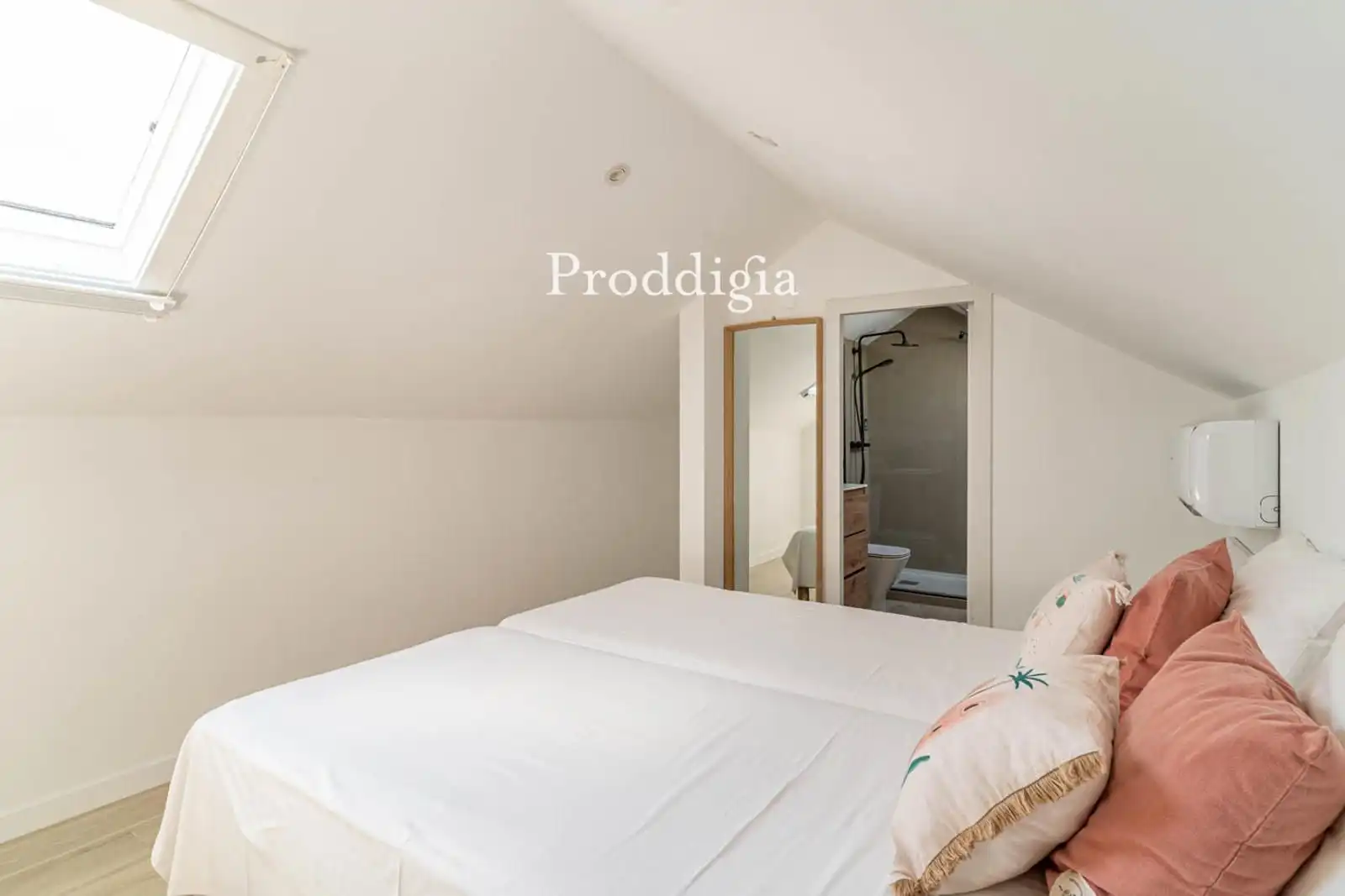 Bedroom of Houses for rent in Sant Cugat del Vallès  with Air Conditioner, Storage room and Swimming Pool