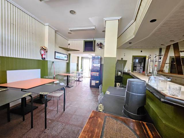 Local comercial en Venta en Castillo de Ocio Kalea en Ariznabarra