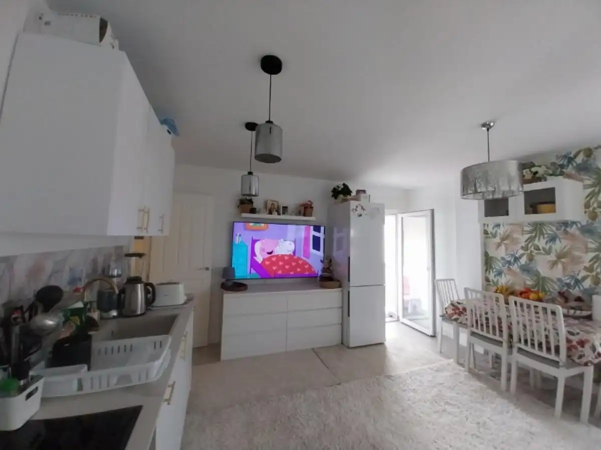 Appartamento con piscina in vendita a San Luis de Sabinillas, imagen 5
