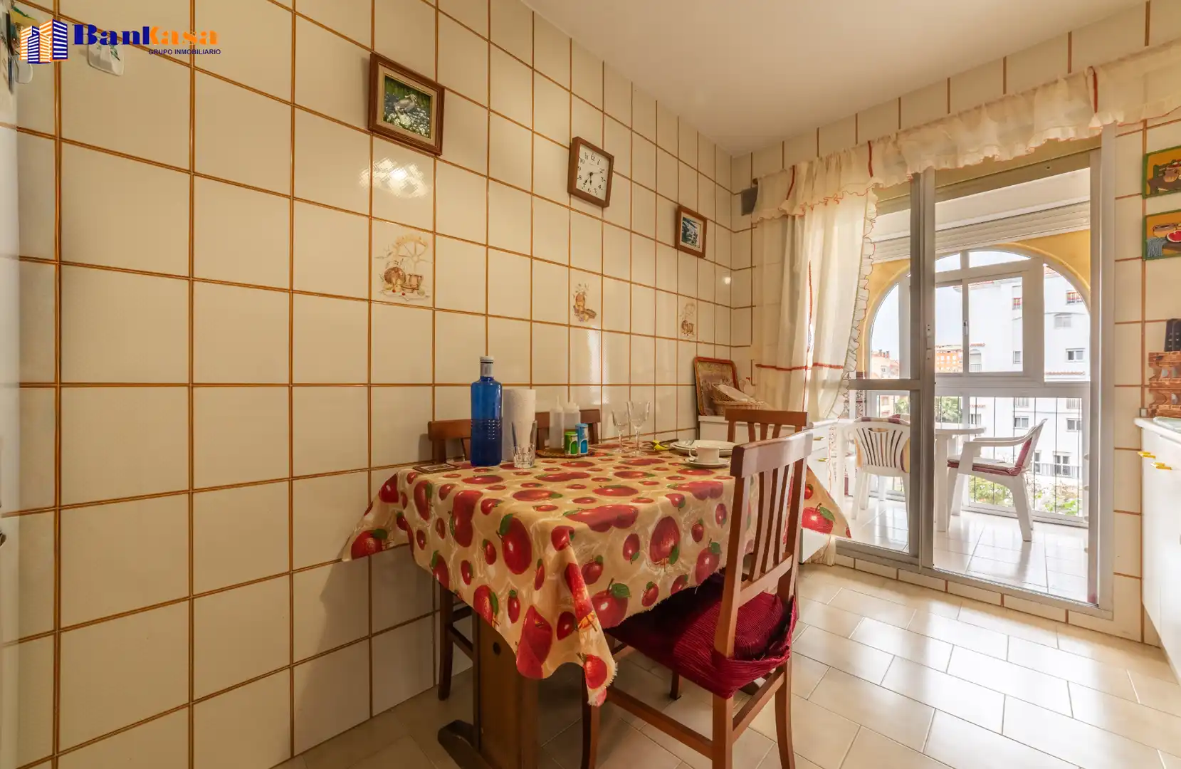 Comedor de Piso en venta en Fuengirola con Trastero y Piscina comunitaria
