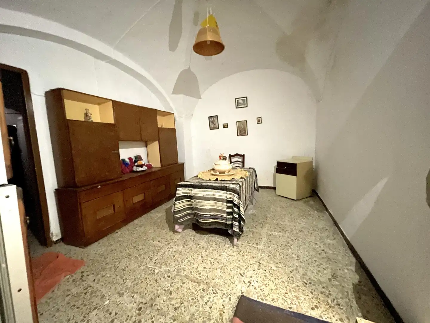 Einfamilien-Reihenhaus zum Verkauf in Montánchez mit Terrasse und Balkon