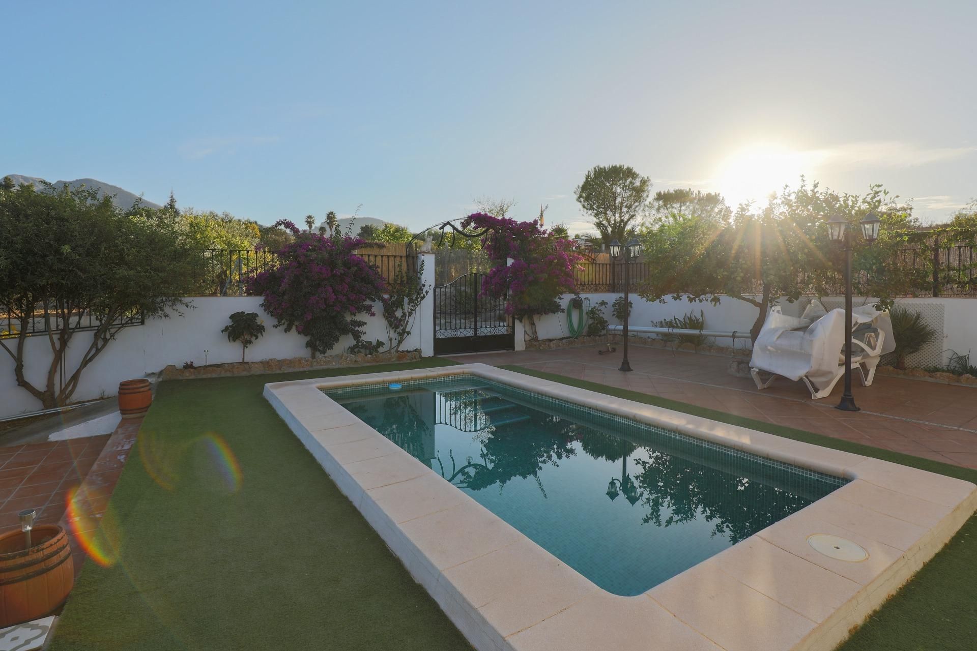 Piscina de Casa o xalet en venda en Albuñuelas