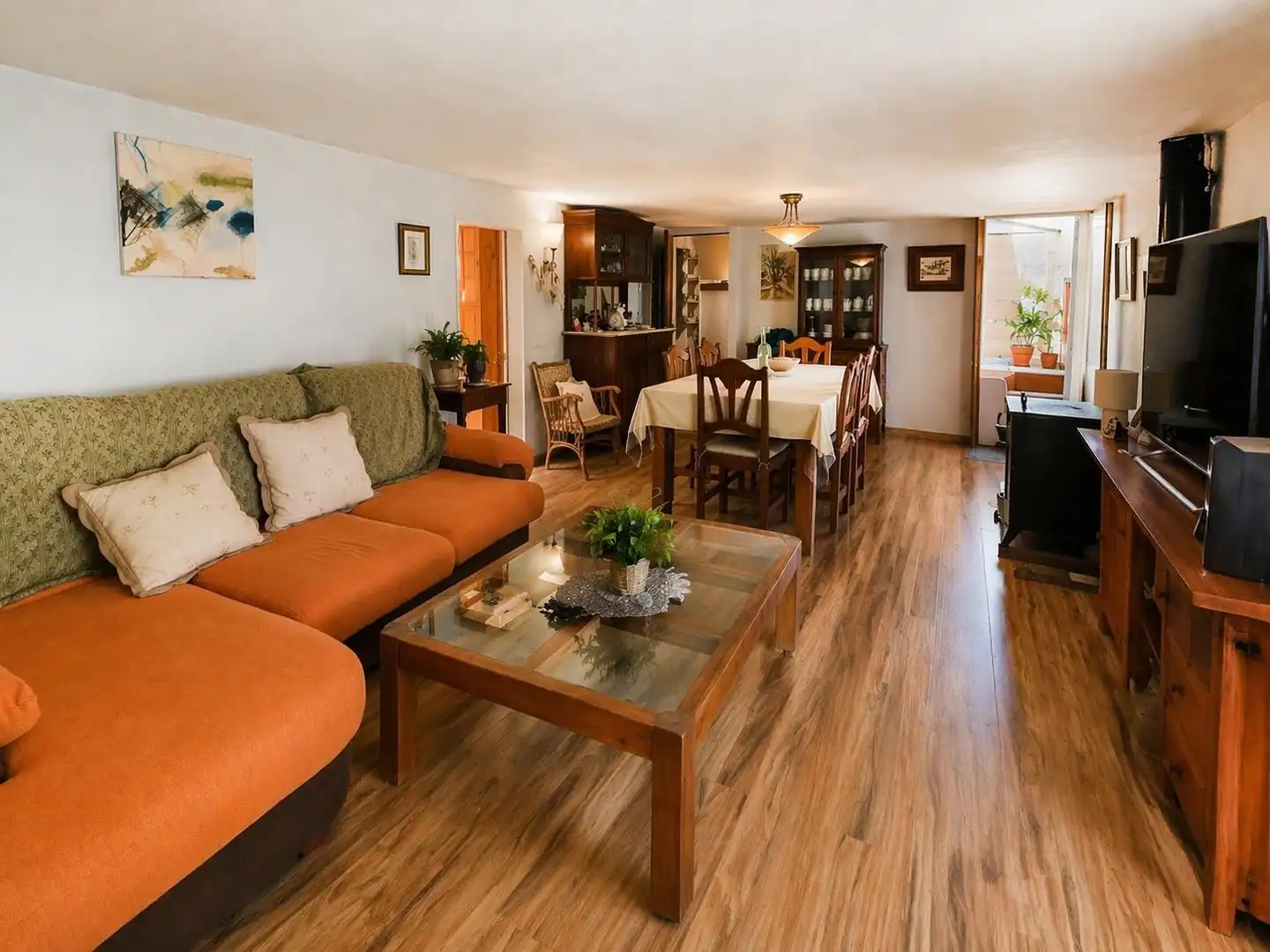 Wohnzimmer von Einfamilien-Reihenhaus zum Verkauf in Búger mit Klimaanlage, Terrasse und Möbliert