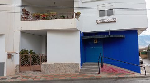 CASA CON NEGOCIO EN PADUL