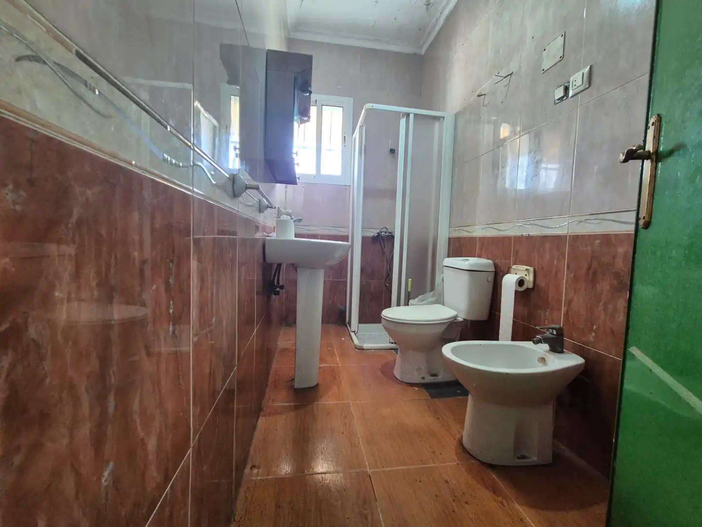 Bany de Casa o xalet en venda en Alcalá de Guadaira amb Jardí privat i Piscina