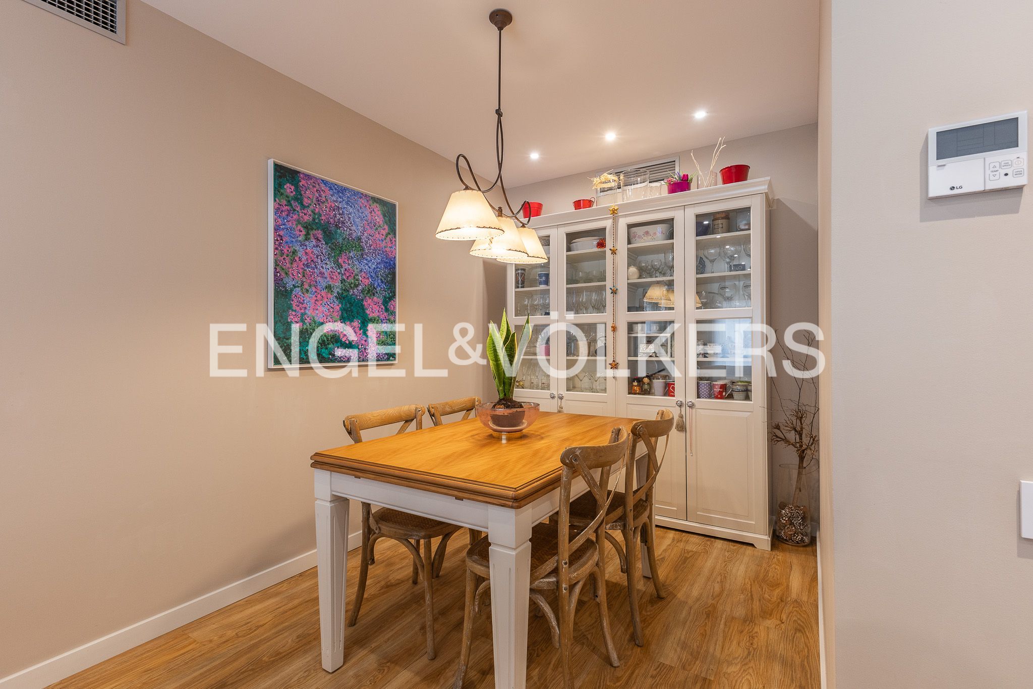 Menjador de Apartament en venda en Sabadell amb Aire condicionat, Calefacció i Parquet