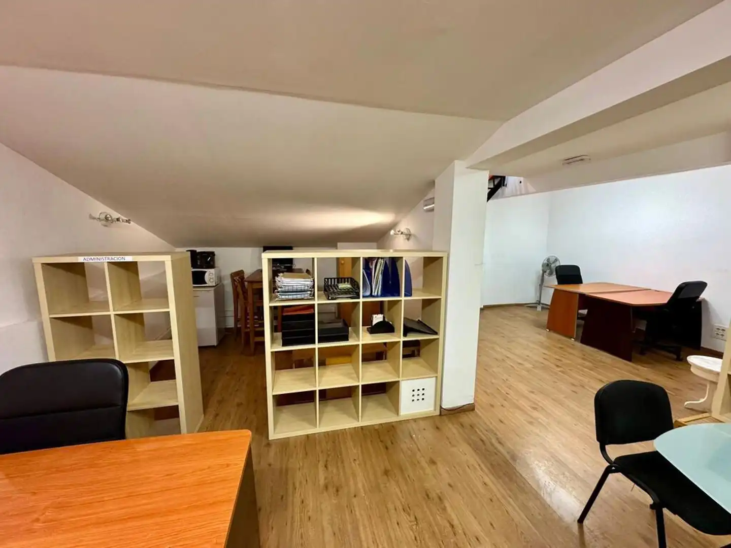 Gewerbefläche zum Verkauf in Josep Sangenis, imagen 27