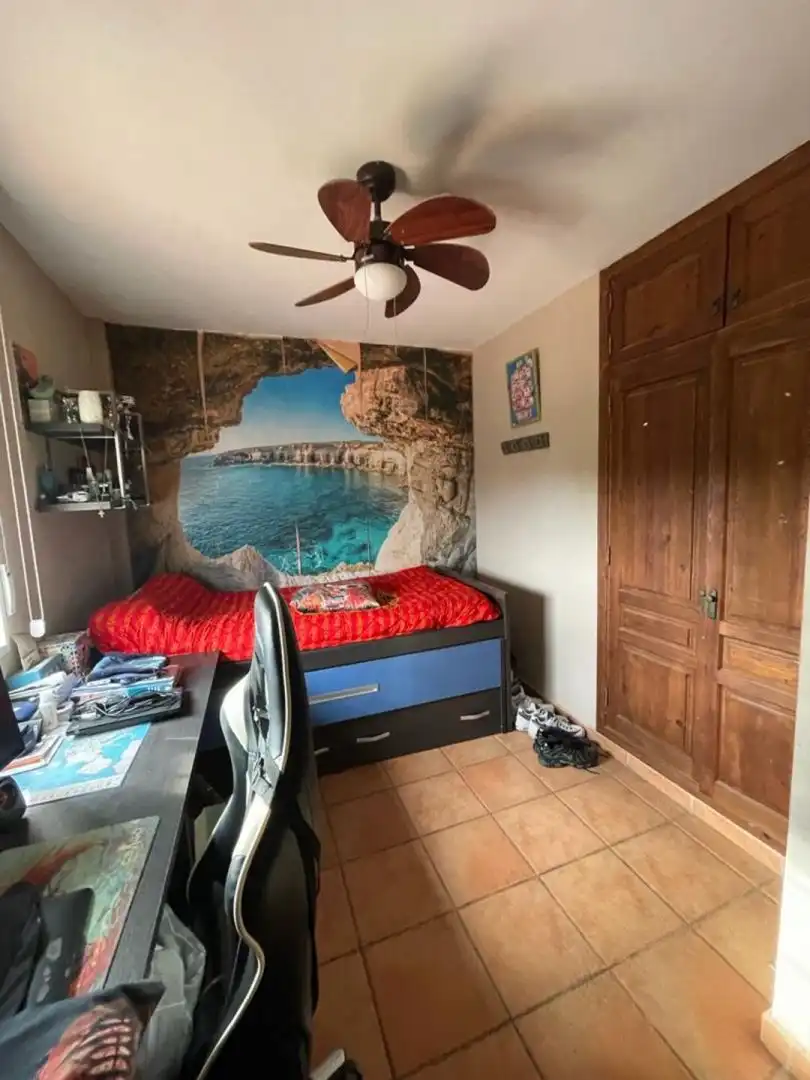 Habitación de Apartamento en venta en La Nucia con Terraza y Amueblado