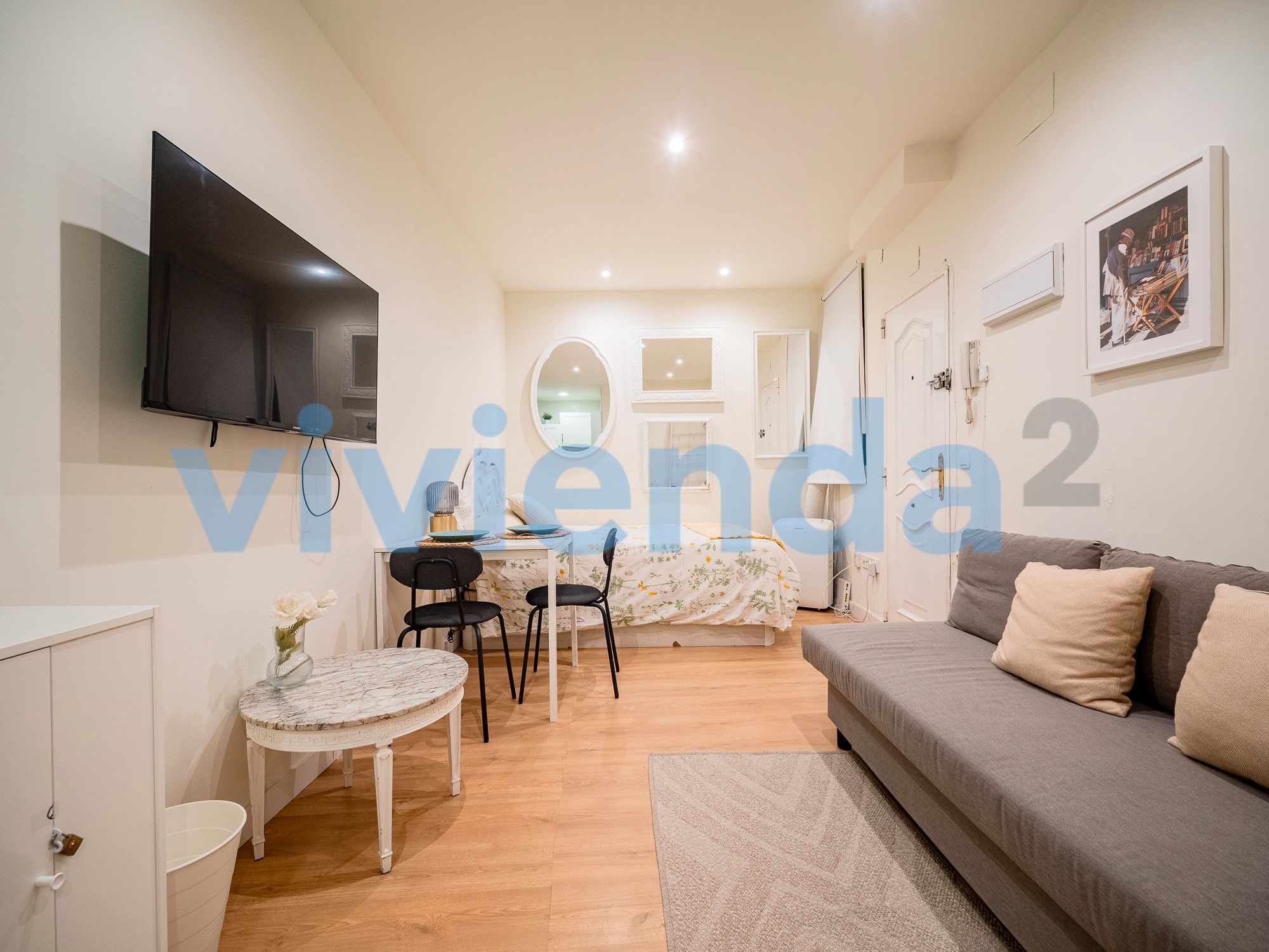 Bedroom of Flat for sale in  Madrid Capital  with Heating and Furnished