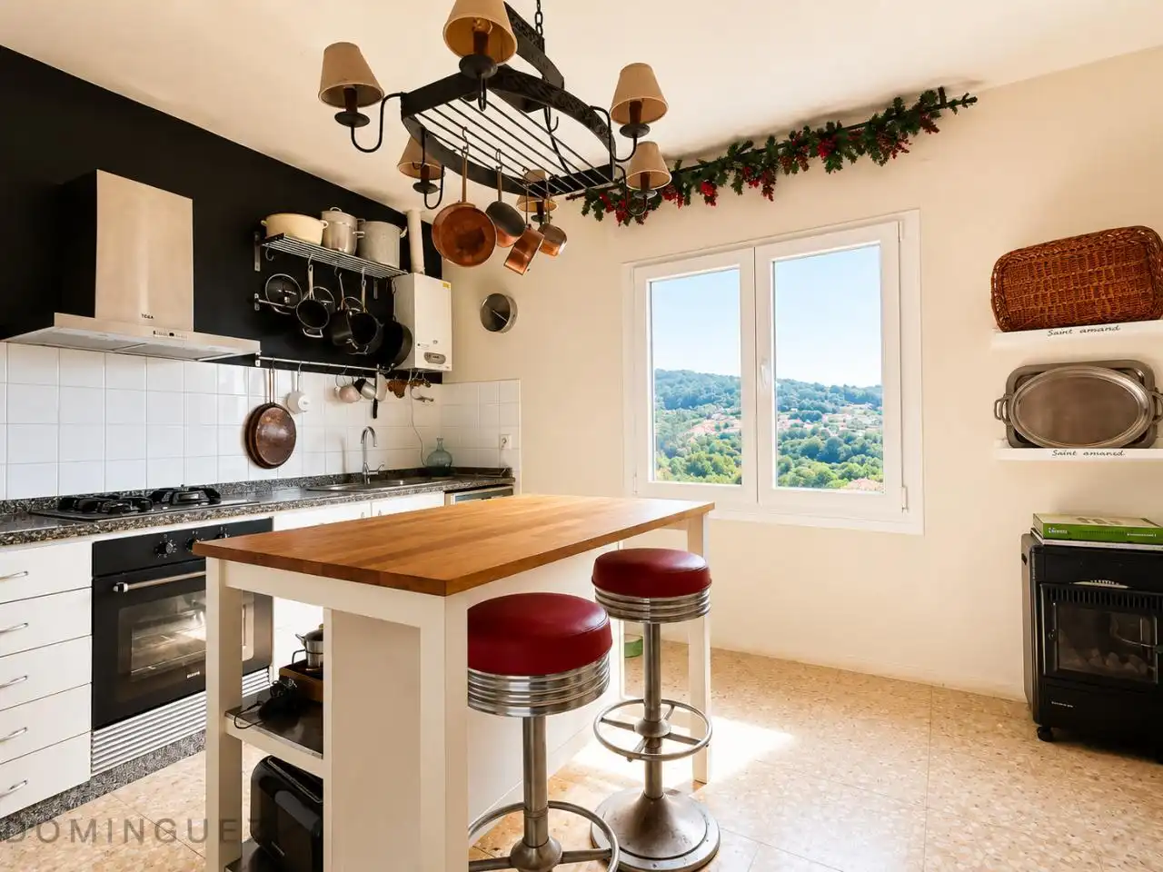 Kitchen of Houses for rent in Cangas   with Heating and Private garden