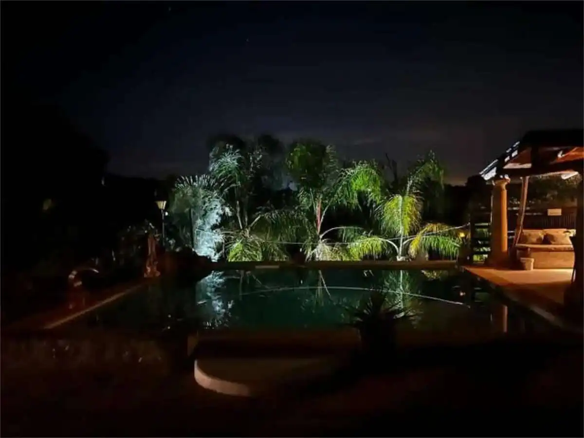 Piscina de Casa adosada en venda en Pedralba amb Jardí privat, Terrassa i Traster