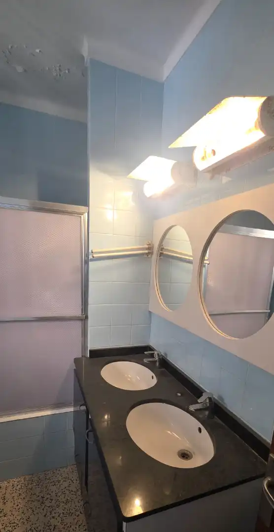 Bathroom of Flat for sale in Manacor  with Terrace, Furnished and Microwave