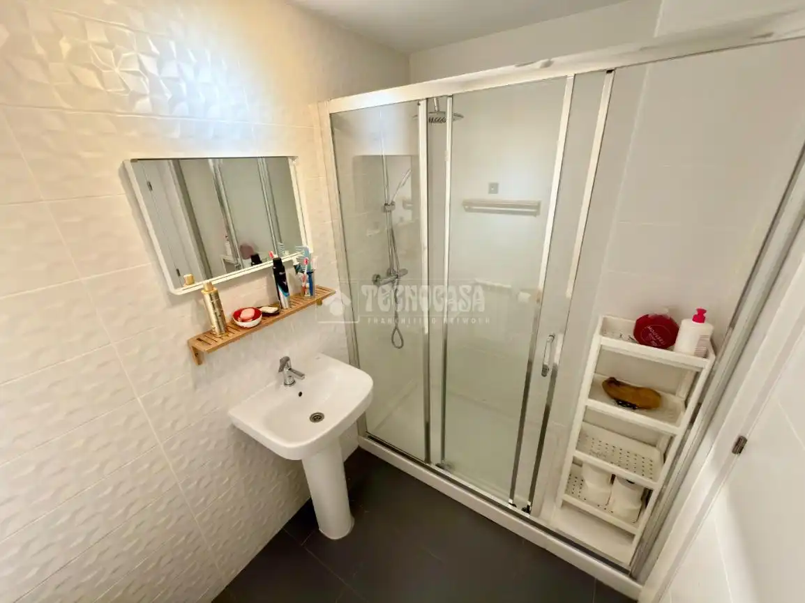 Bathroom of Flat for sale in Cabanillas del Campo  with Heating