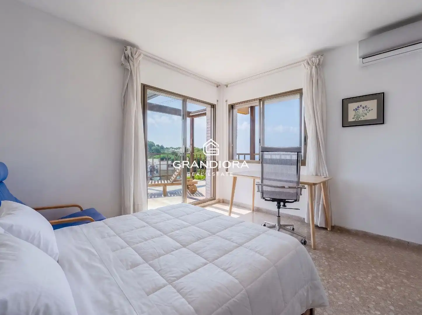 Dormitori de Casa o xalet de lloguer en Caldes d'Estrac amb Piscina i Moblat