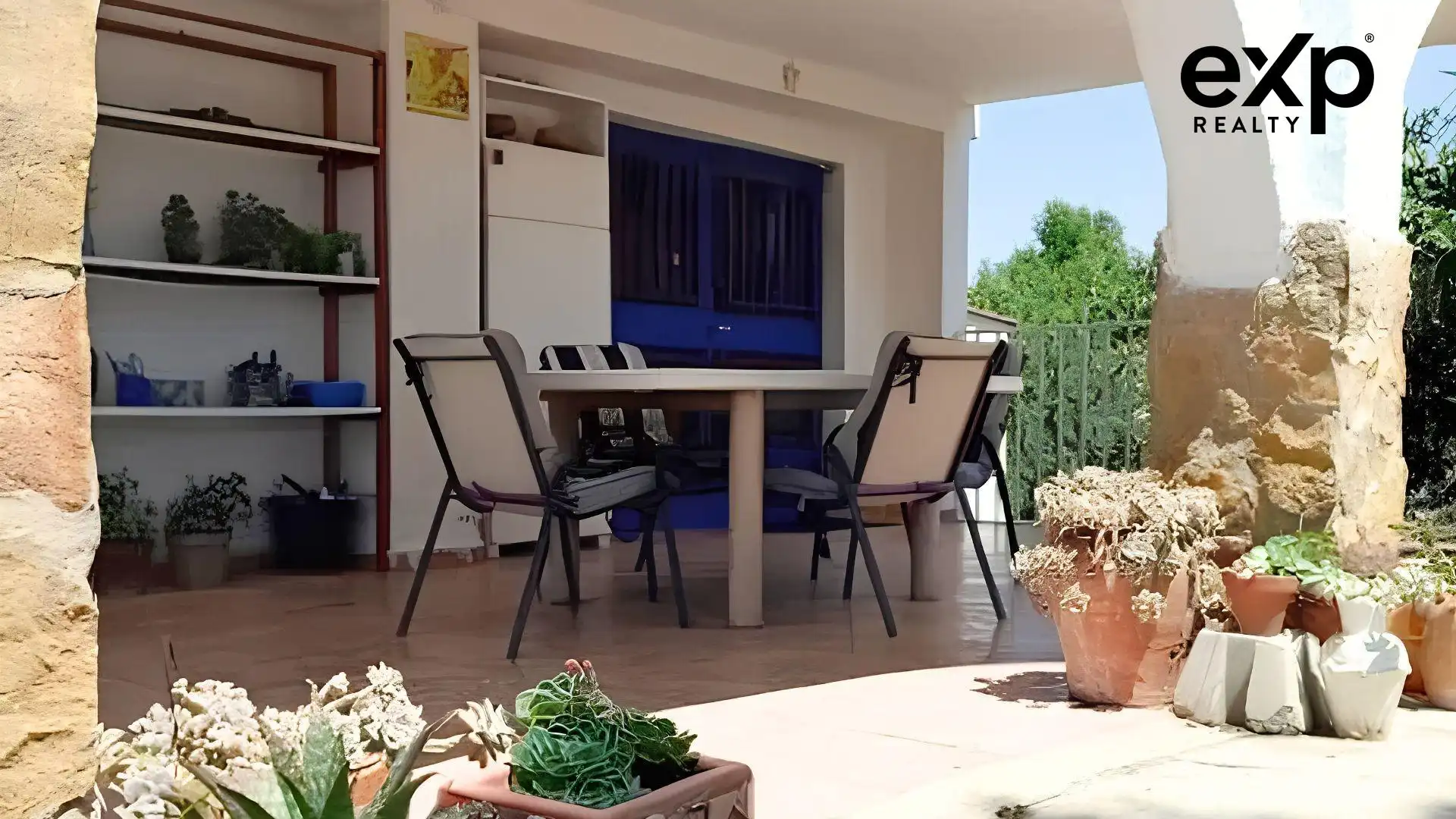 Terrace of Houses for sale in Godelleta  with Private garden, Terrace and Furnished