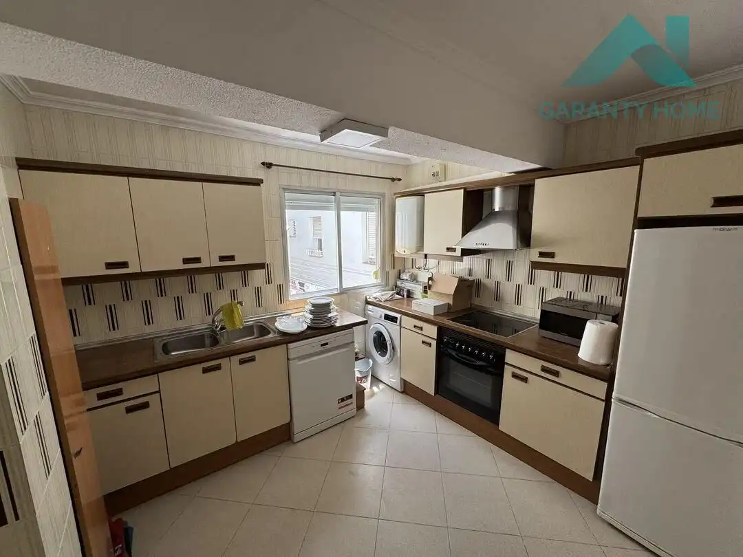 Cocina de Piso de alquiler en Sevilla con Aire acondicionado, Calefacción y Parquet