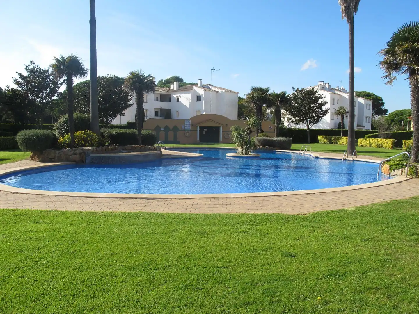 Piscina de Apartament en venda en Pals amb Calefacció, Jardí privat i Terrassa