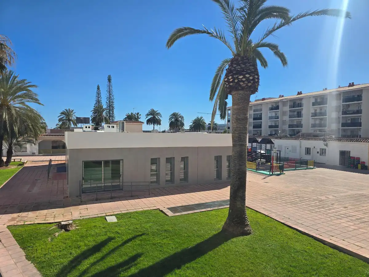 Außenansicht von Wohnungen zum Verkauf in Benalmádena mit Klimaanlage, Heizung und Schwimmbad