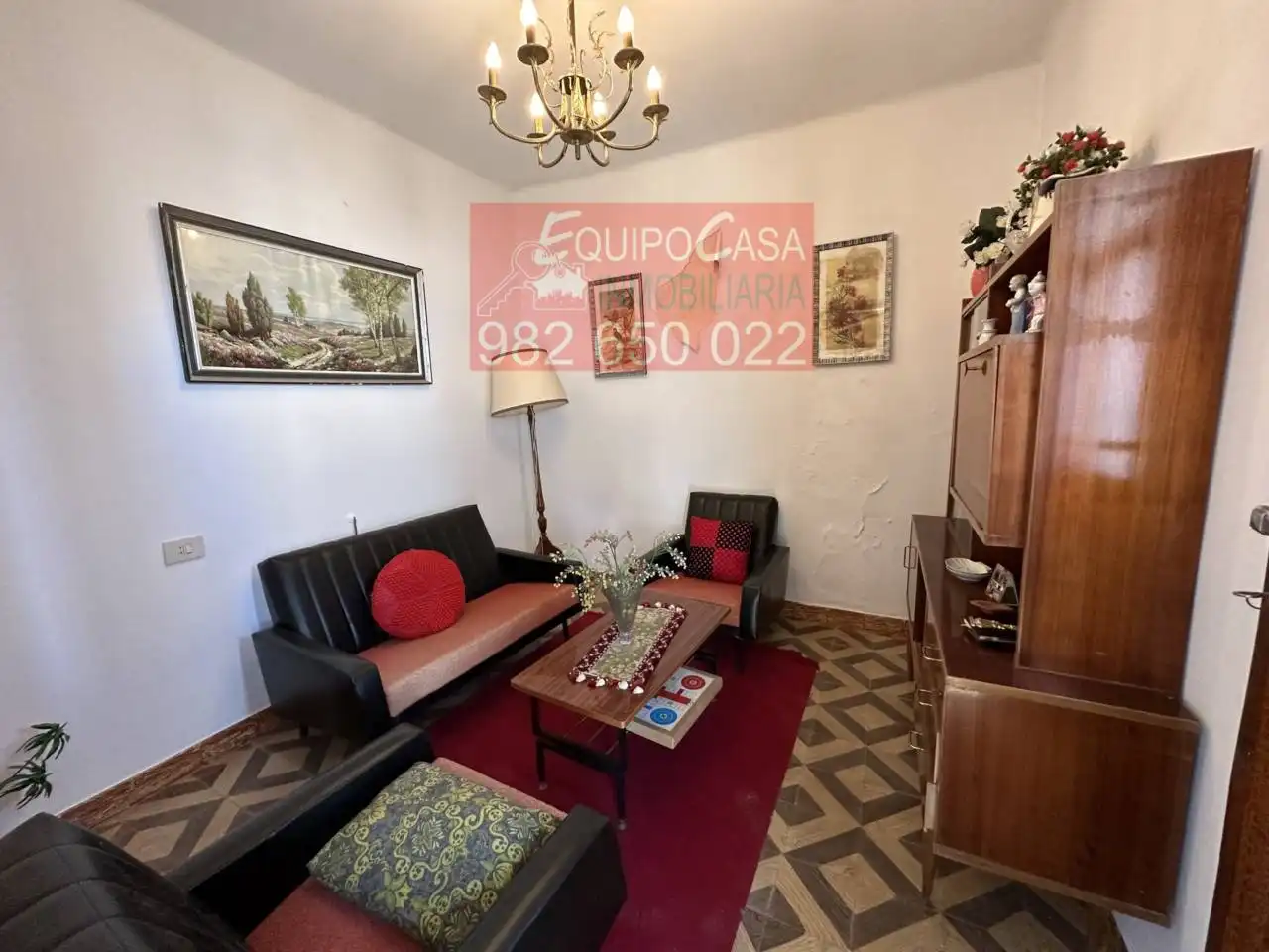 Sala d'estar de Casa adosada en venda en Palas de Rei amb Calefacció, Jardí privat i Parquet
