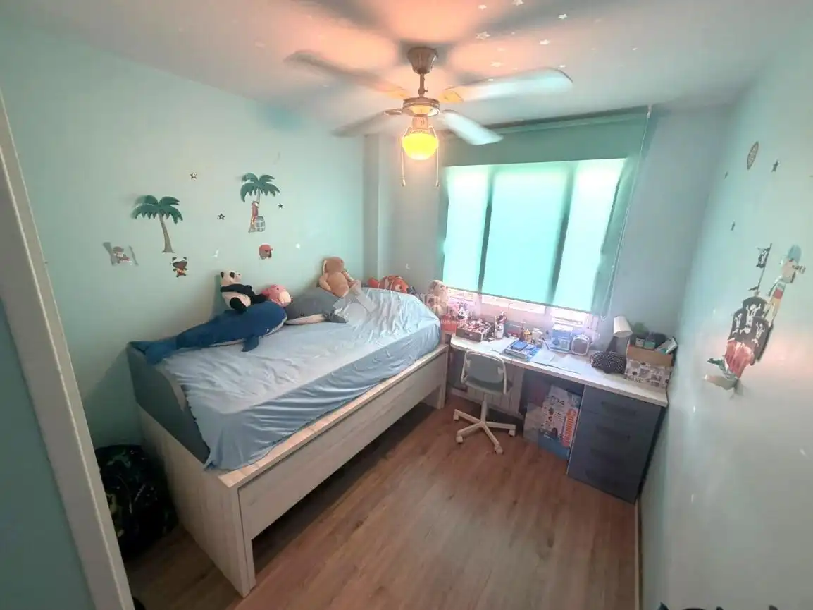 Habitación de Piso en venta en Parla con Aire acondicionado y Calefacción