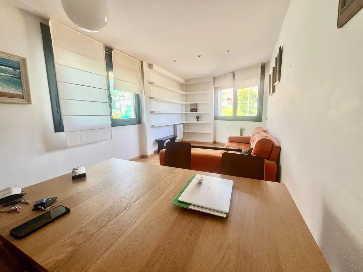 Sala d'estar de Dúplex en venda en Piélagos amb Calefacció, Piscina i Piscina comunitària