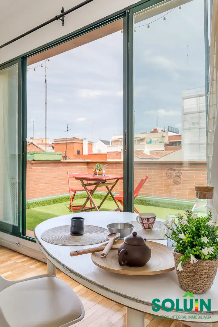 Terrasse von Dachboden zur Miete in Madrid mit Klimaanlage, Heizung und Parkett