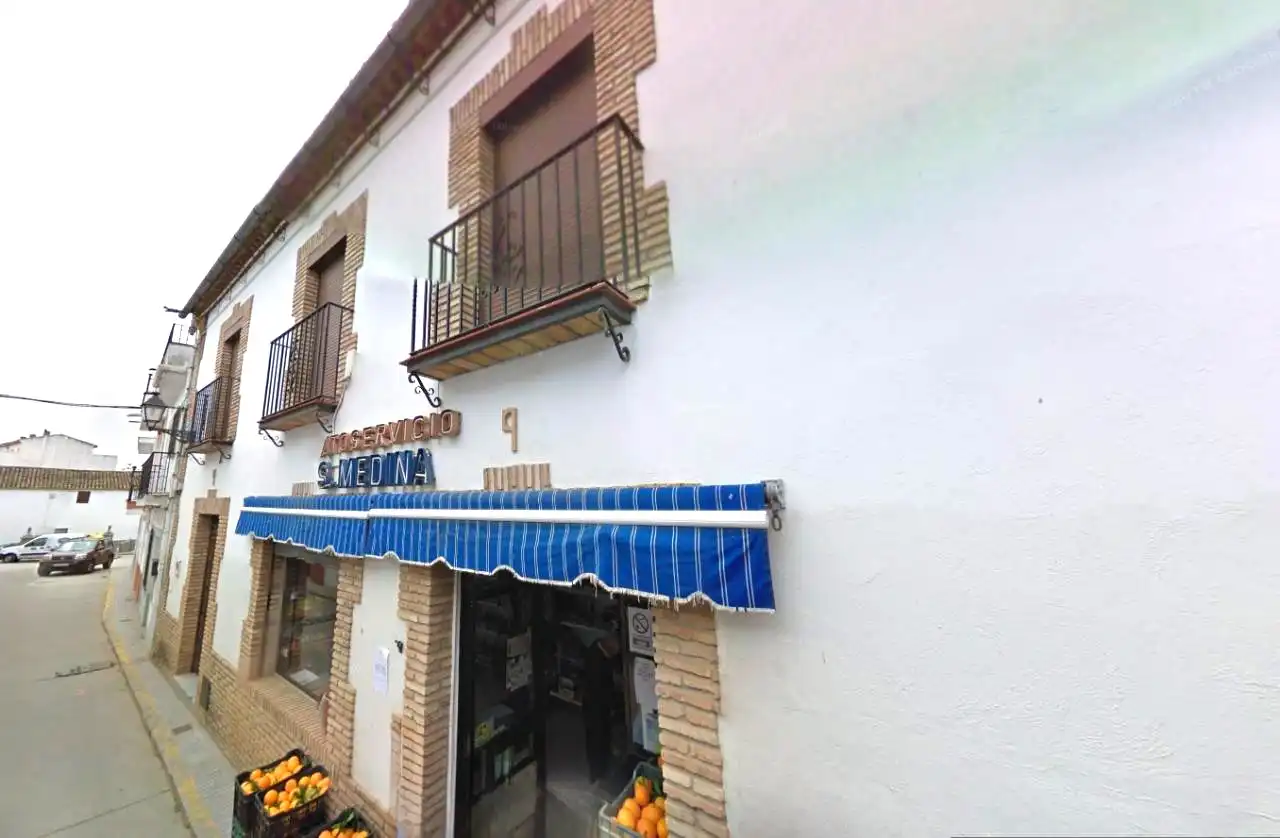 Local en venta en Ramon Y Cajal, Villafranca de Córdoba
