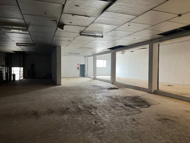 Nave industrial en Alquiler en Poleares