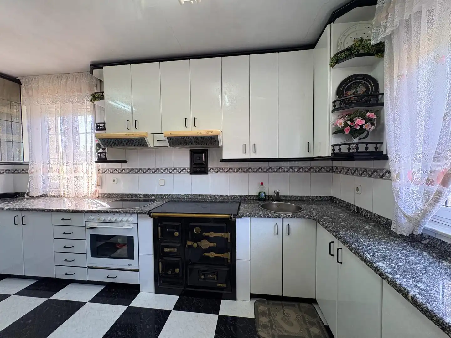 House with terrace for sale in Avenida La Constitución 7, imagen 11